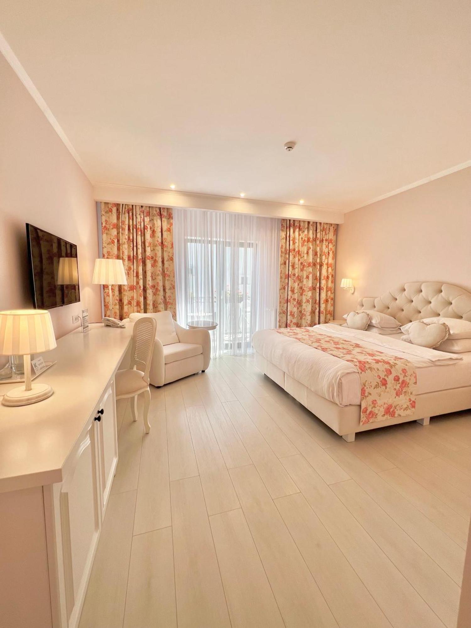 Krystal Boutique Mansion Ξενοδοχείο Χουνεντοάρα Εξωτερικό φωτογραφία