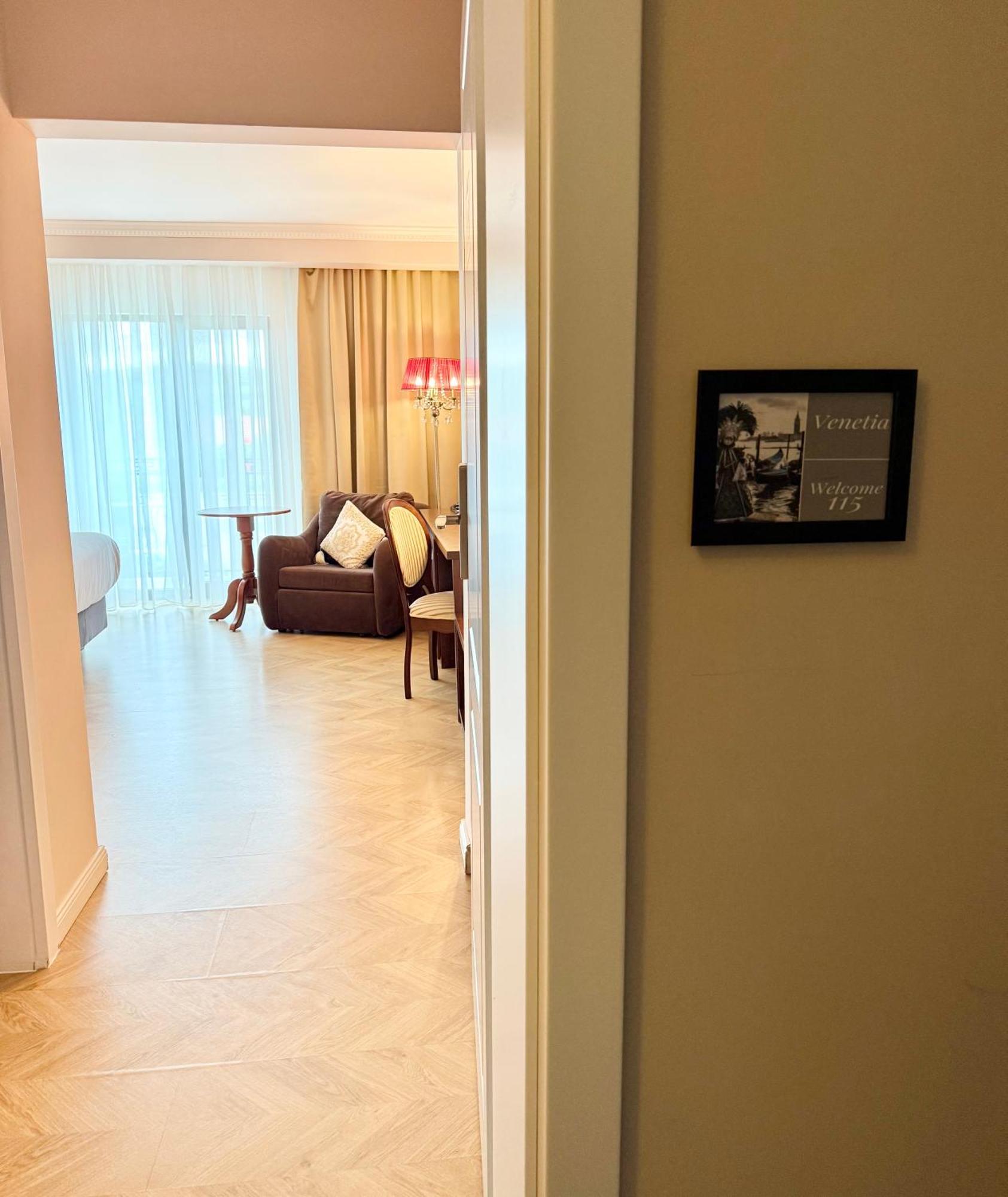 Krystal Boutique Mansion Ξενοδοχείο Χουνεντοάρα Εξωτερικό φωτογραφία